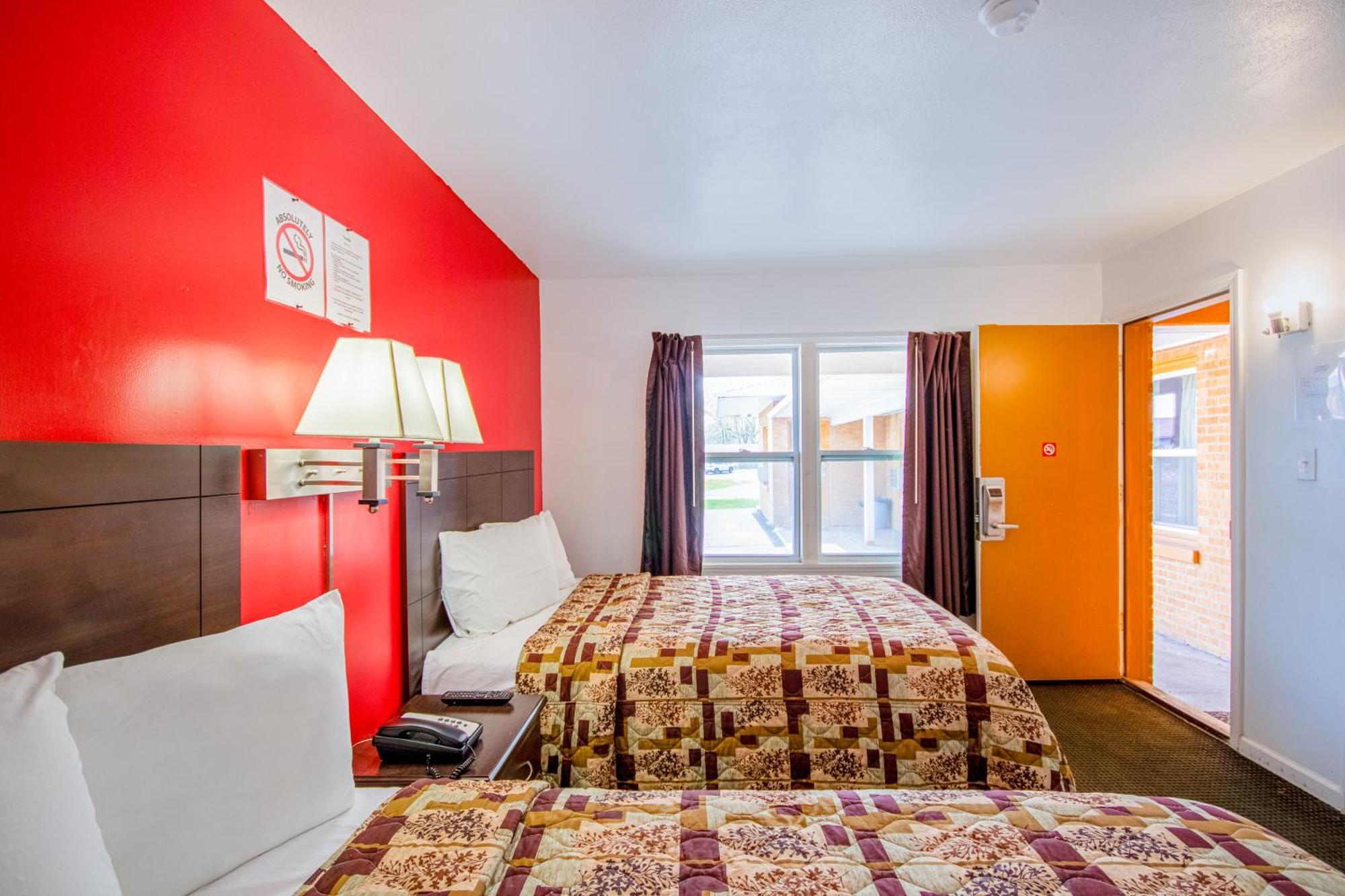 Oyo Travelier Motel Macon Exterior photo